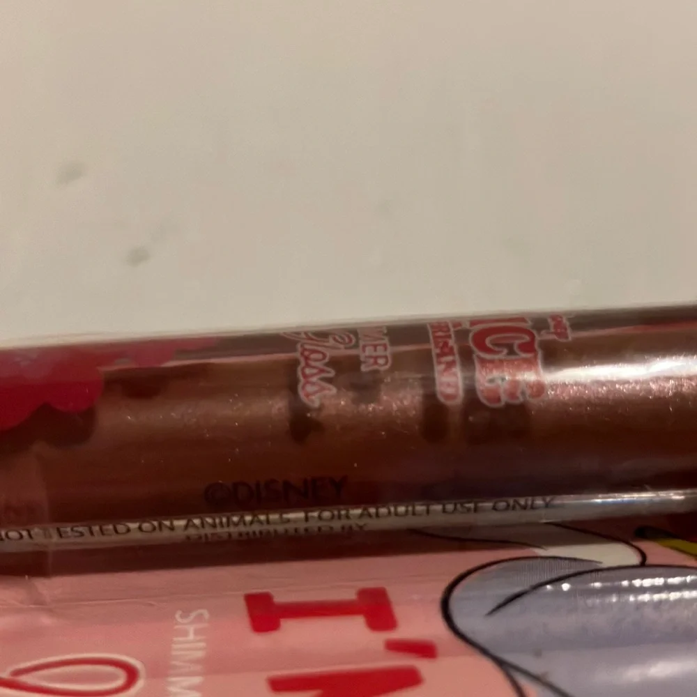 Disney Alice in Wonderland Lip Gloss‎ Trio